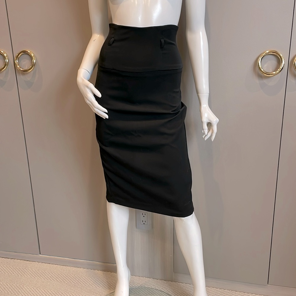 Black Halo Pencil Skirt